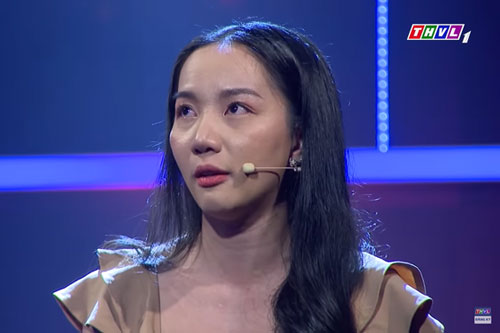 Vợ Lê Dương Bảo Lâm bật khóc: Không bao giờ em từ bỏ anh và để anh đau khổ!