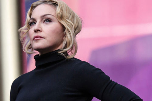 Ca sĩ Madonna nhiễm COVID-19