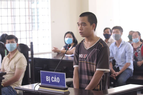 Kon Tum: Lĩnh gần 10 năm tù vì trốn đo thân nhiệt rồi "làm đủ trò loạn"