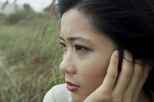 Bố ốm nặng gọi con về gặp mặt, ông nói sẽ bán hết đất đai và chia làm đôi cho người mà tôi không ngờ tới