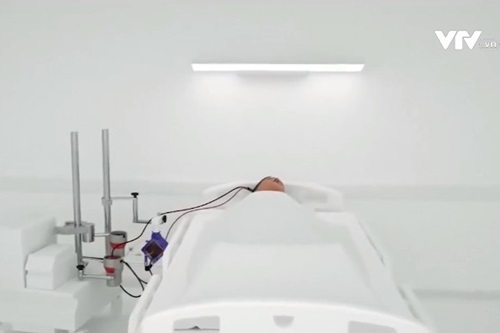 Tình hình điều trị các bệnh nhân COVID-19 nặng: Xem xét ghép phổi cho bệnh nhân 91