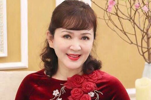 NSND Minh Hoà: “Tôi từng trải qua một tuổi thơ rất nhiều biến động”