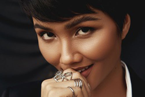 Những bí mật trước khi đăng quang lần đầu tiên được H’Hen Niê tiết lộ