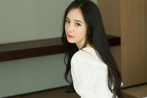 Dương Mịch từng sốt 39 độ vẫn làm việc, 'hy sinh' 4 cái răng để đóng phim