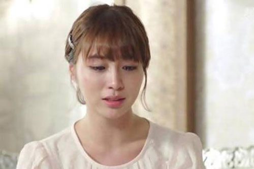 Dứt khoát ly hôn với người chồng phản bội