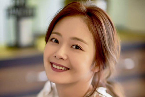 Jun So Min công bố ngày trở lại Running Man