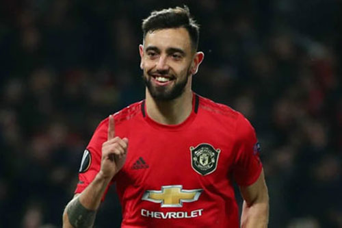 Carrick: 'Bruno Fernandes không giống Paul Scholes'