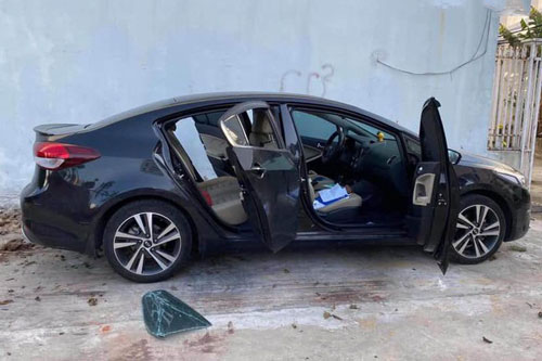 Đà Nẵng: Bắt 10 thanh thiếu niên đập phá hàng chục ô tô trộm cắp tài sản