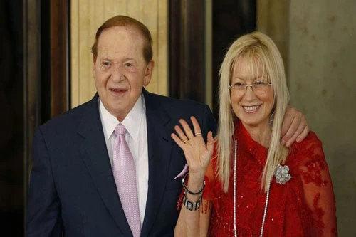 Vợ chồng tỷ phú Sheldon & Miriam Adelson. Ảnh: Forbes