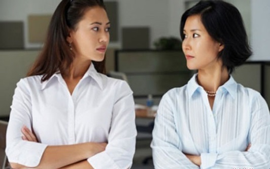 Được bố mẹ chồng lo từ bữa ăn đến giấc ngủ, nàng dâu vẫn kêu trời vì nỗi phiền toái không ai thấu