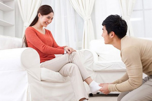 Được chồng chiều như công chúa, bố mẹ chồng tậu cho nhà xịn, xe sang nhưng một ngày vợ bỗng phát hiện ra 'bí mật thầm kín' của chồng