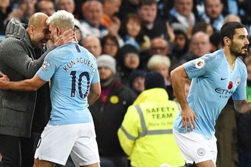 Premier League sẽ thay 5 người mỗi trận và bỏ VAR?