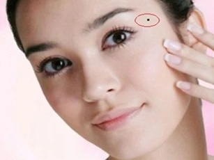 "Chỉ đích danh" những nốt ruồi tình duyên trên khuôn mặt phụ nữ - nhìn vài giây có thể biết ngay đường tình sướng - khổ