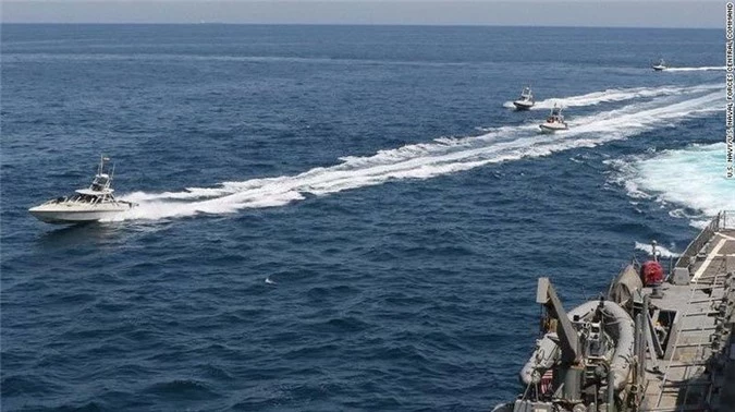Điểm danh những vũ khí chiến hạm Mỹ dùng khi được lệnh tấn công Iran