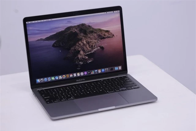 Macbook Pro 13 inch 2020 đầu tiên về Việt Nam giá 41,8 triệu - Ảnh 2.