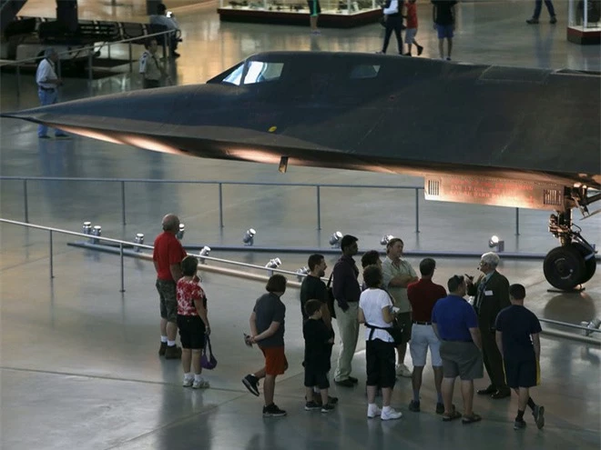 SR-71 Blackbird, chiếc máy bay yêu thích của Elon Musk và Grimes, có gì đặc biệt? - Ảnh 12.