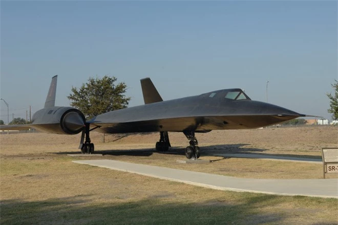 SR-71 Blackbird, chiếc máy bay yêu thích của Elon Musk và Grimes, có gì đặc biệt? - Ảnh 6.