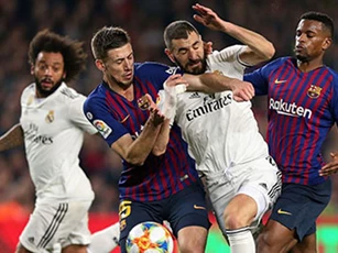Barca và Real 'rủ nhau' giảm 30% lương đầu mùa 2020/21