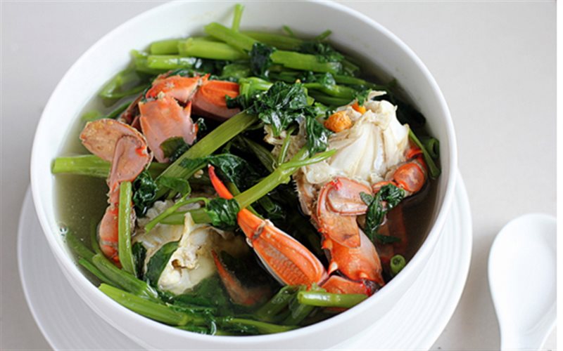 Cách làm món canh ghẹ nấu rau muống đơn giản, thanh mát cho mùa Hè
