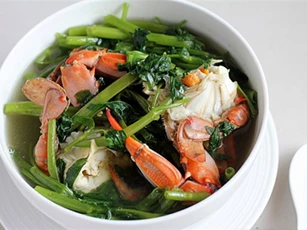 Cách làm món canh ghẹ nấu rau muống đơn giản, thanh mát cho mùa Hè