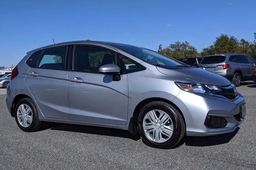 7. Honda Fit LX 2020 (giá khởi điểm: 17.145 USD).