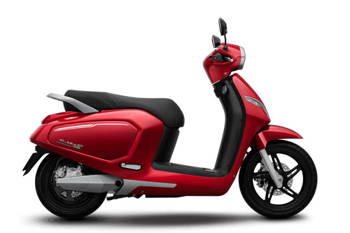 VinFast miễn phí thuê pin xe trong 12 tháng cho khách hàng