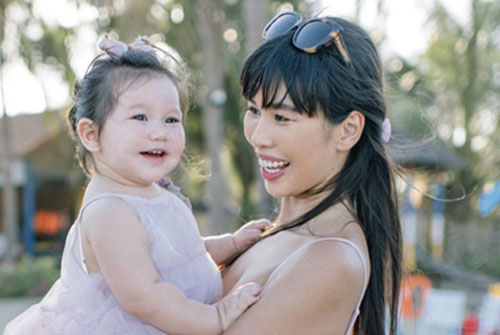 Siêu mẫu Hà Anh bàn về việc có nên quát mắng con?