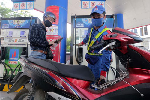 Ngày mai (13/5), giá xăng có thể tăng mạnh