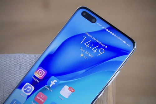 1. Huawei P40 Pro (103 điểm).