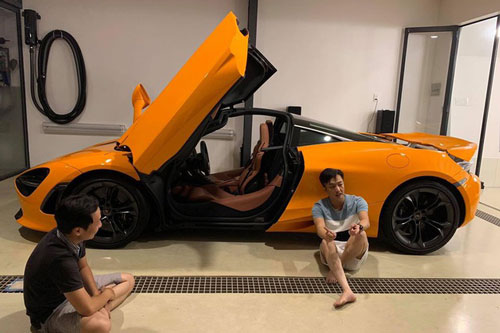 Cường Đôla và bà xã Trang Đàm sở hữu biệt thự triệu đô với gara để siêu xe