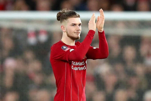 2. Harvey Elliott (Liverpool, 16 tuổi 8 tháng 29 ngày).