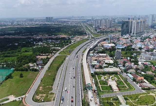 TP.HCM kiến nghị xử lý bán tài sản trên đất, chuyện nhượng quyền sử dụng đất