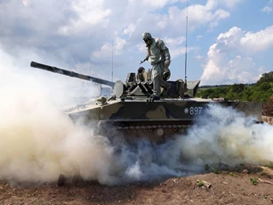 Nga biên chế hàng loạt thiết giáp ‘nhảy dù’ BMD-4M