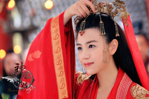 Những mỹ nhân Hoa ngữ trong tạo hình tân nương cổ trang: Ai là người đẹp nhất?