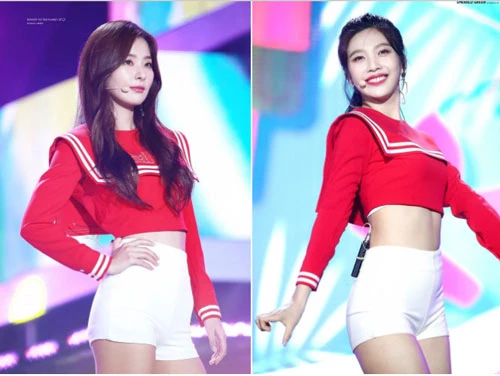 5. Red Velvet: Thêm các thành viên thuộc SM Entertainment xuất hiện với phong cách thuỷ thủ là nhóm Red Velvet. Mùa hè năm 2017, 5 cô gái "Nhung Đỏ" thực sự nổi tiếng với ca khúc vui nhộn, bắt tai Red Flavor cùng trang phục với phần áo crop top và quần shorts khoe dáng đẹp. Đó còn chưa kể làn da trắng mịn và gương mặt xinh đẹp của dàn mỹ nhân thực sự hợp với tông màu đỏ - trắng.