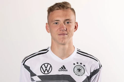 8. Maximilian Beier (Hoffenheim, 17 tuổi 3 tháng 22 ngày).