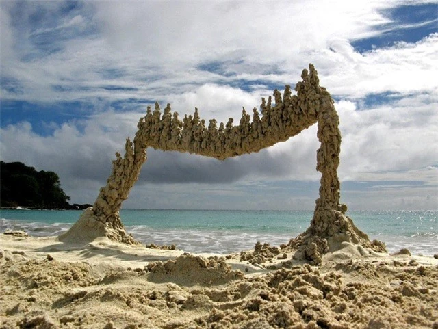 Các tia sét tạo ra những tác phẩm điêu khắc bằng cát tuyệt đẹp - 4