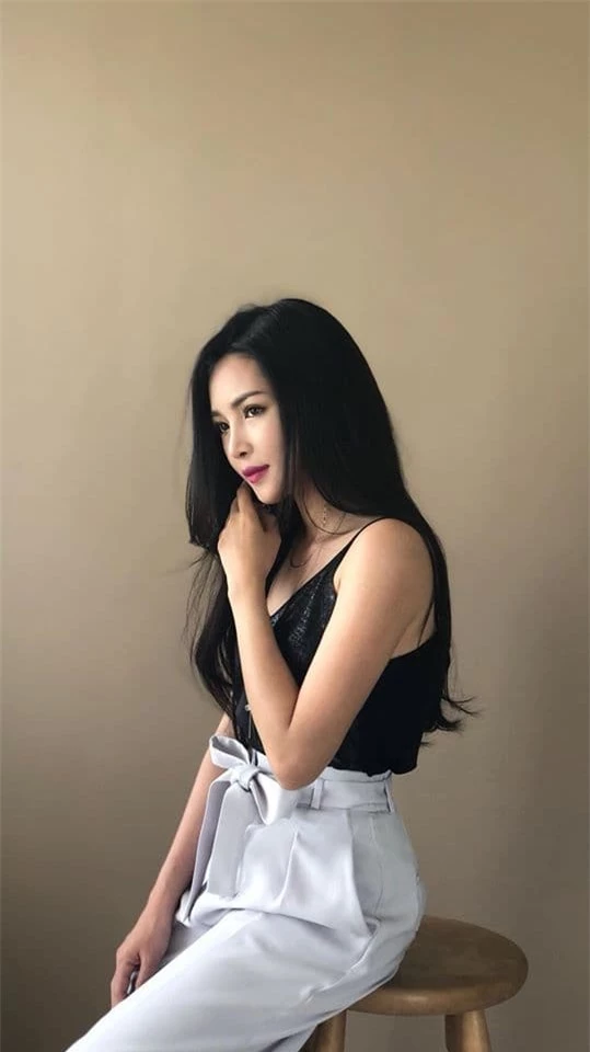 Hotgirl thẩm mỹ thành công nhất 10