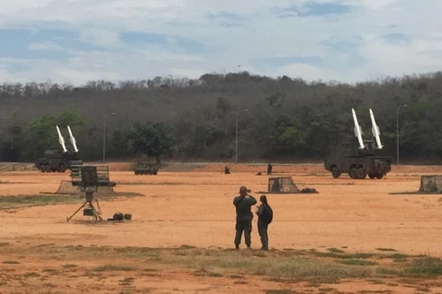 Radar Trung Quốc được cho là đã giúp lực lượng phòng không Venezuela nhận dạng tiêm kích tàng hình Mỹ. Ảnh: Avia-pro.