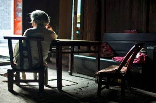 Nguyên tắc "3 không" dành cho tuổi già để hậu vận viên mãn, thêm phúc bớt họa