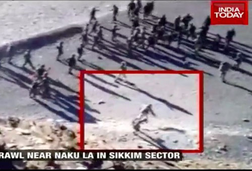 Toàn bộ tên lửa S-400 Trung Quốc ở biên giới báo động khẩn cấp, Su-30MKI Ấn Độ bị đưa vào tầm ngắm