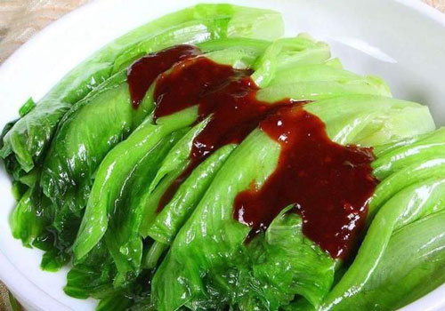 Tại sao màu sắc của rau diếp làm trong nhà hàng rất đẹp? Hóa ra là theo cách này