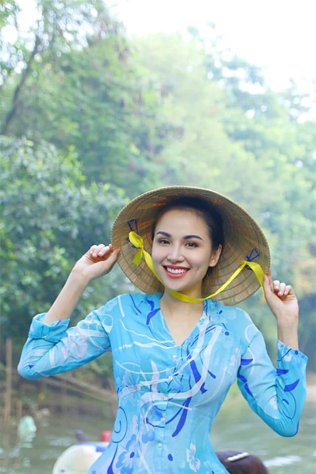 Hoa hậu Diễm Hương 2