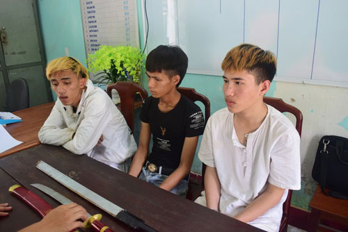 Thừa Thiên - Huế: Dùng hung khí bắt giữ người để đòi tiền chuộc