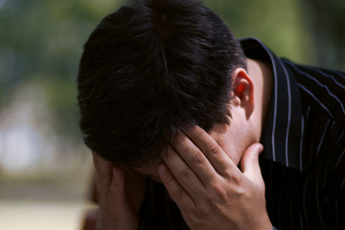 Bị mẹ chồng đánh, vợ tôi bỏ đi gần 1 tháng để con cho tôi chăm