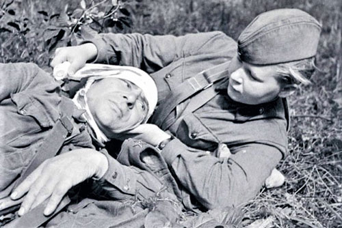 Zinaida Ivanovna Mareseva - Nữ y tá cứu thương Anh hùng Liên Xô