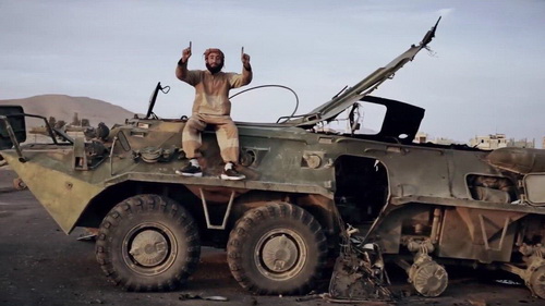 Khủng bố IS công bố hình ảnh "đánh chiếm căn cứ quân sự Nga" tại Syria