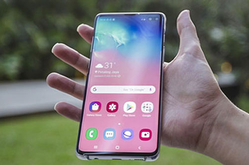 Nokia 7.2, Samsung Galaxy S10+, Huawei P30 Pro giá giảm sốc chỉ sau 1 năm