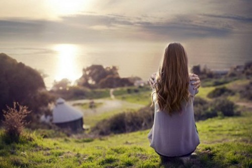 Cố níu kéo chồng ngoại tình, chỉ đến khi nhìn thấy cảnh này người vợ mới thức tỉnh