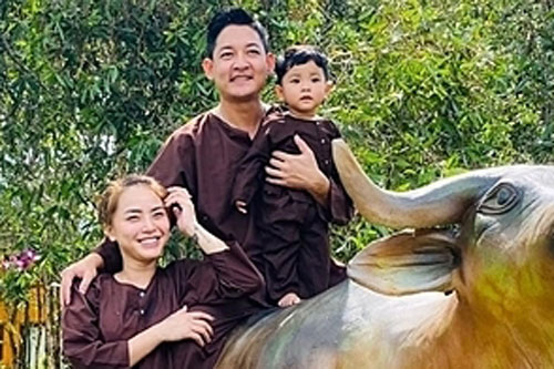 'Nhóc tỳ' nhà Hải Băng thích cuộc sống ở quê